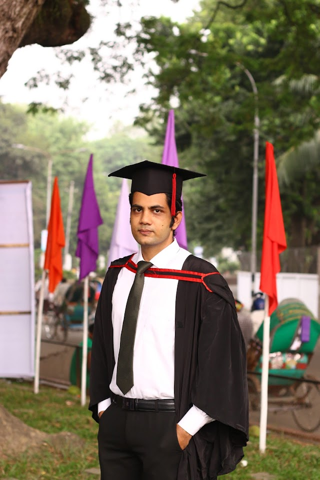 Zobayer Abdullah in graduation attire at the University of Dhaka convocation in 2018